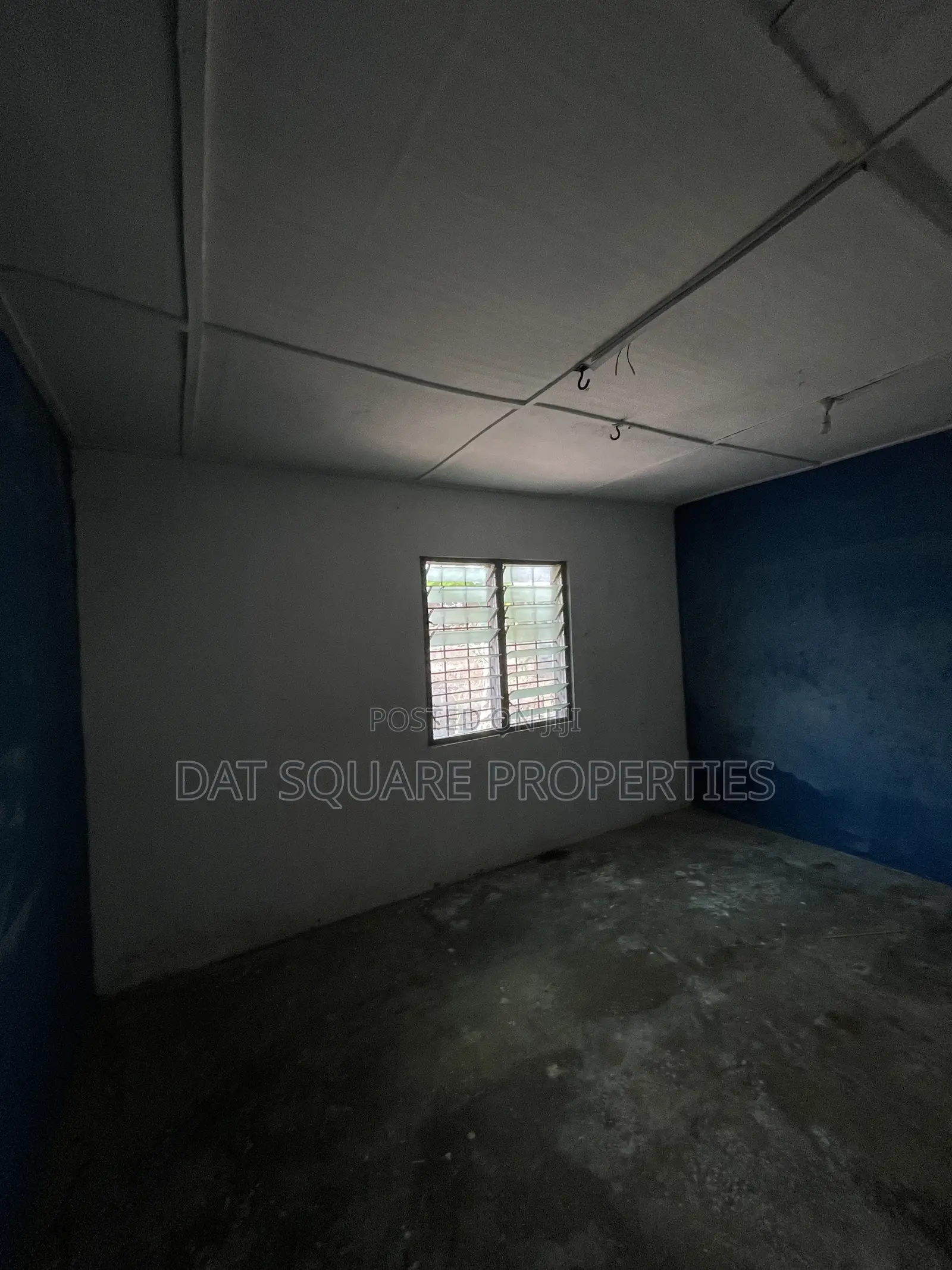 1bdrm Room & Parlour in Awoshie Last Stop for rent