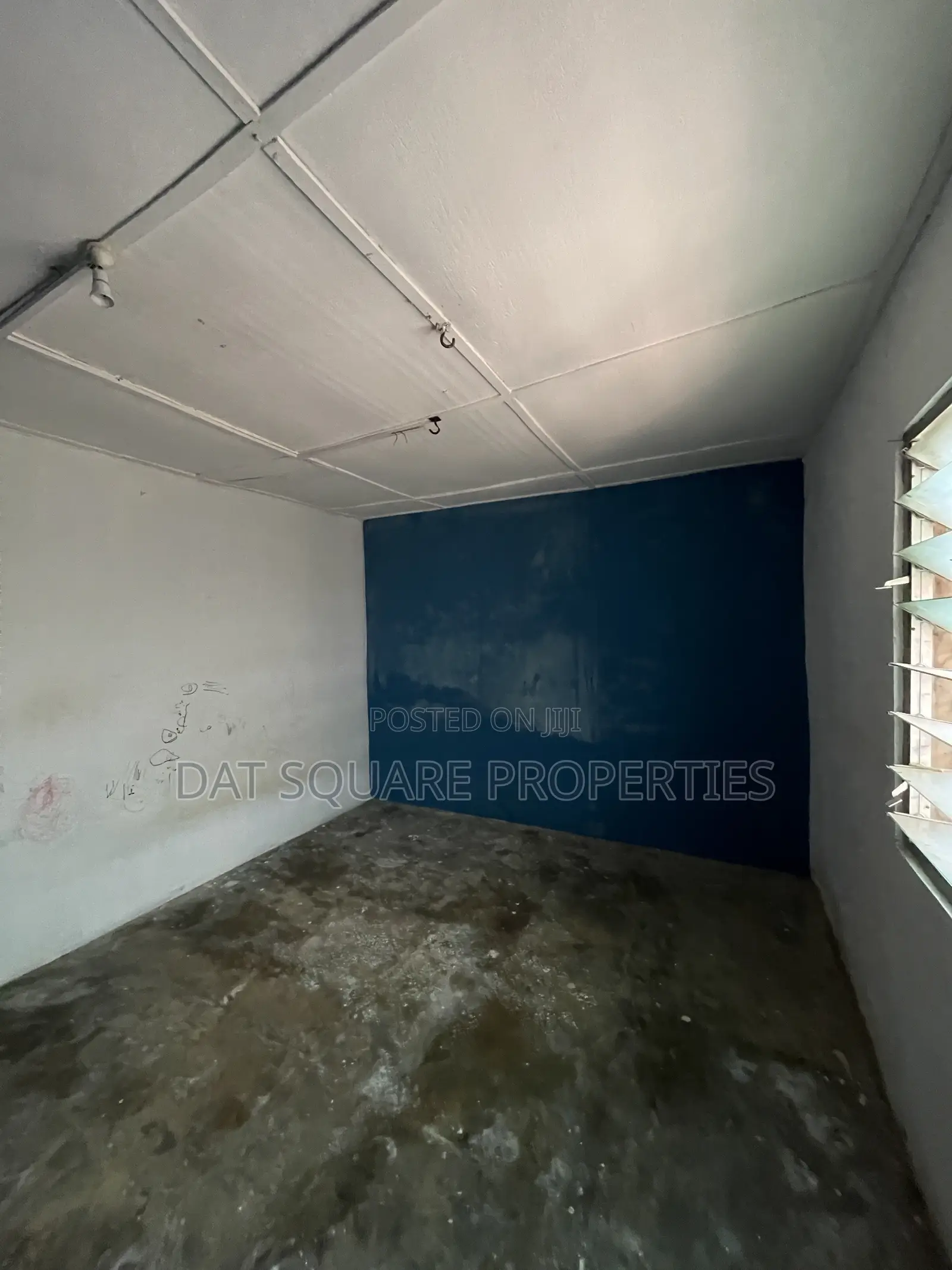 1bdrm Room & Parlour in Awoshie Last Stop for rent