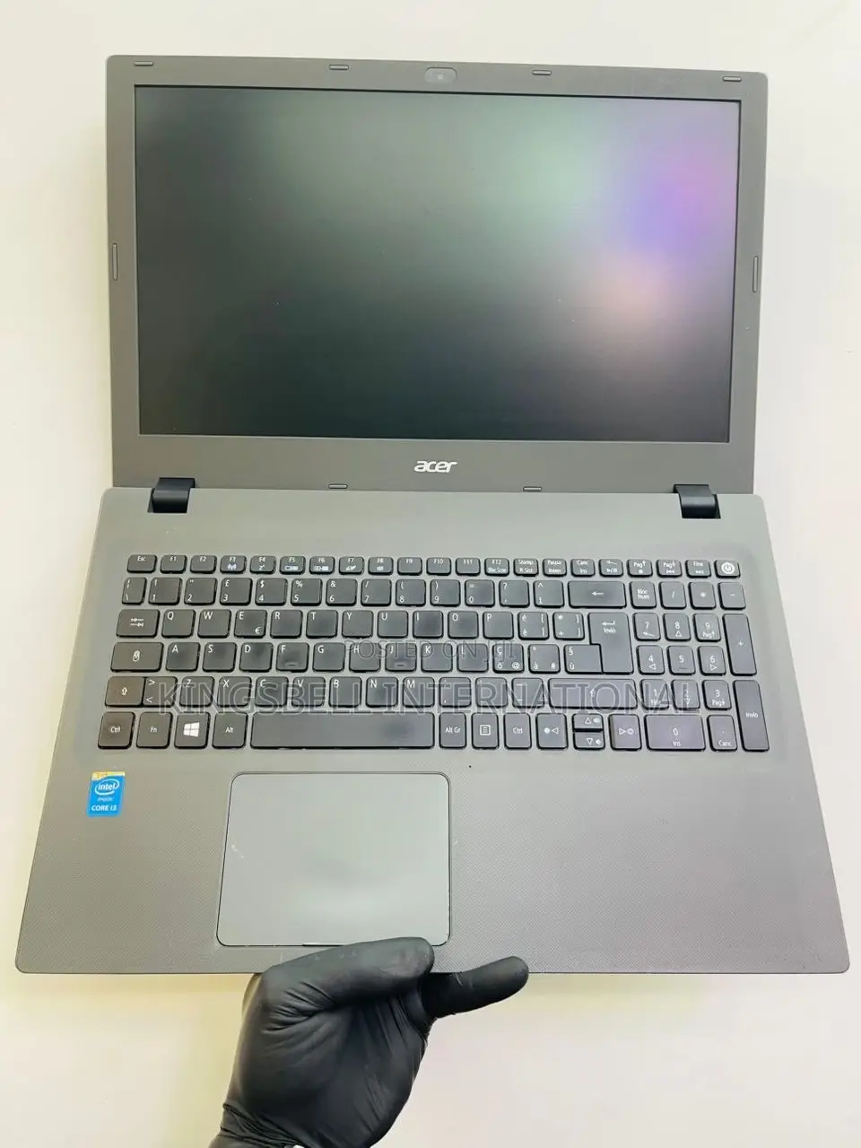 Laptop Acer Aspire E5-573 8GB Intel Core i3 HDD 500GB