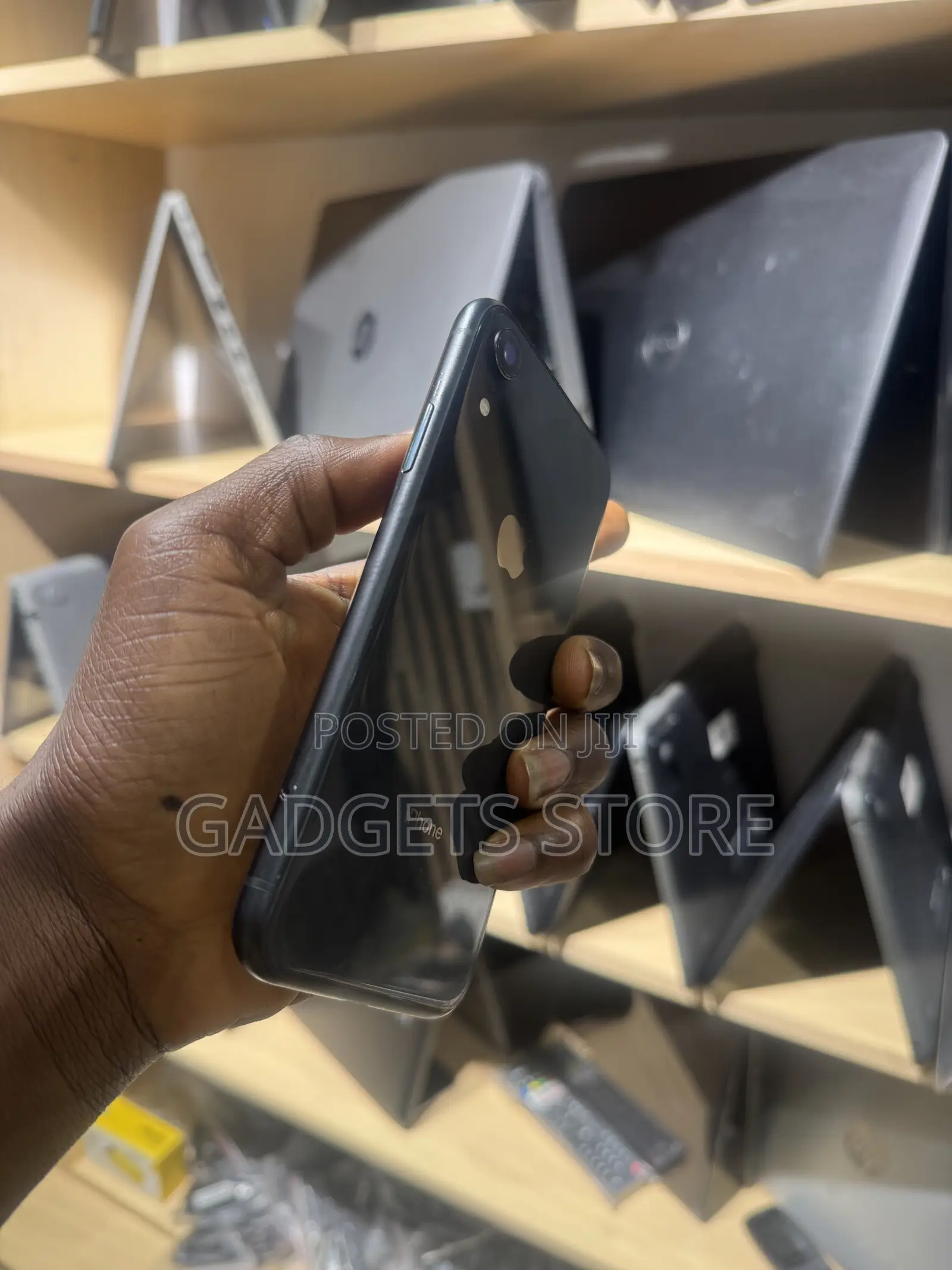 Apple iPhone XR 64 GB Black