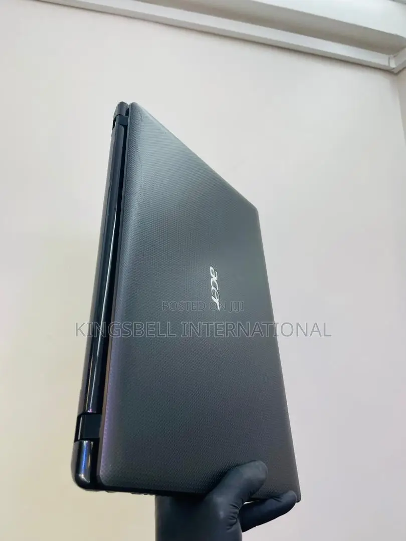 Laptop Acer Aspire 5750 4GB Intel Core i5 HDD 500GB