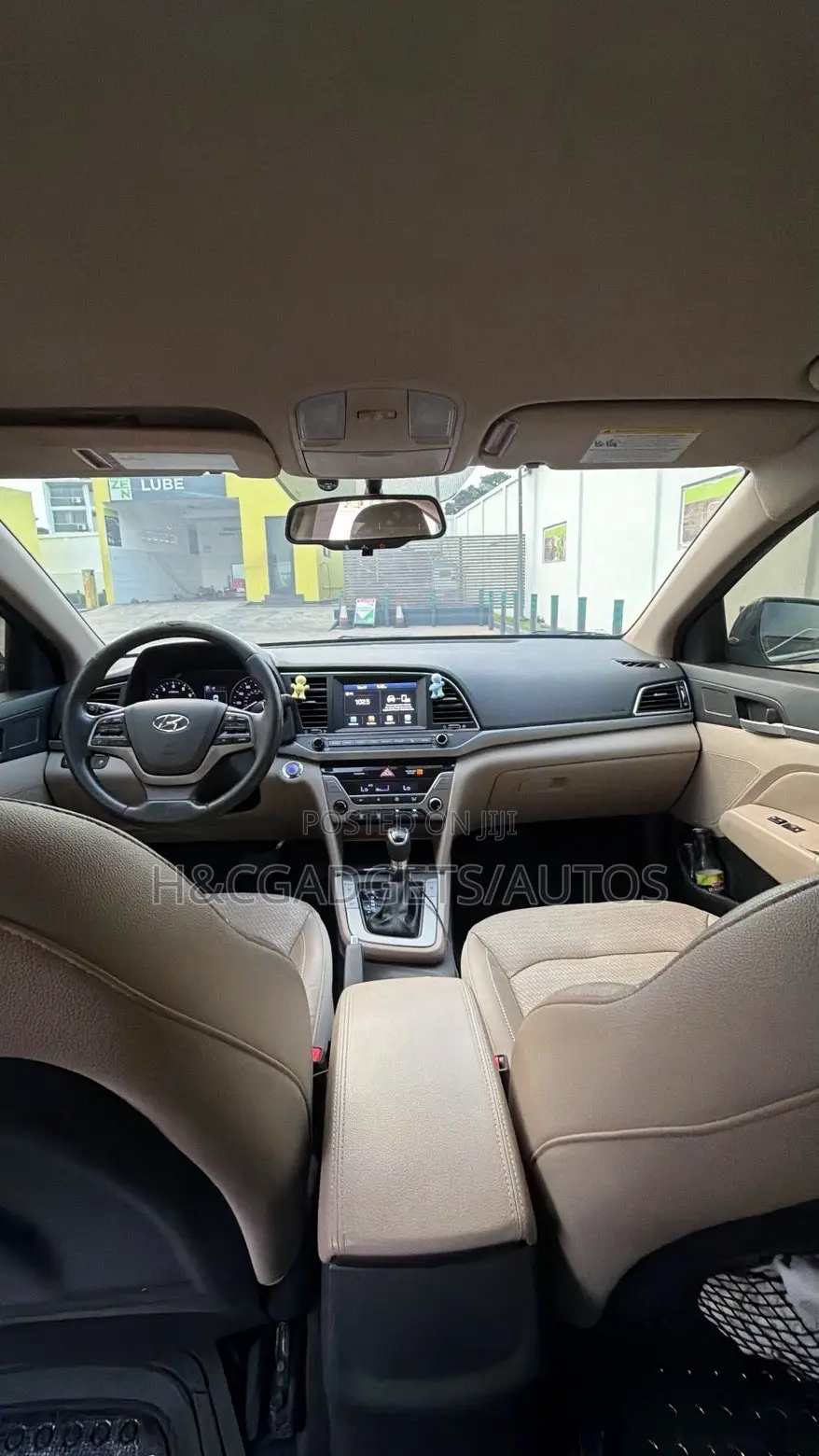 Hyundai Elantra Limited Sedan FWD (2.0L 4cyl 6A) 2017 Black