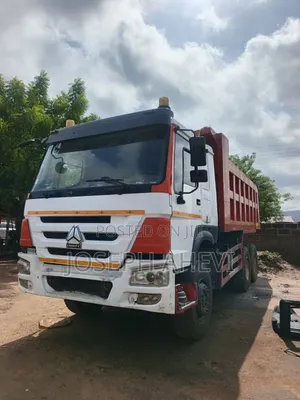 Tipper Truck