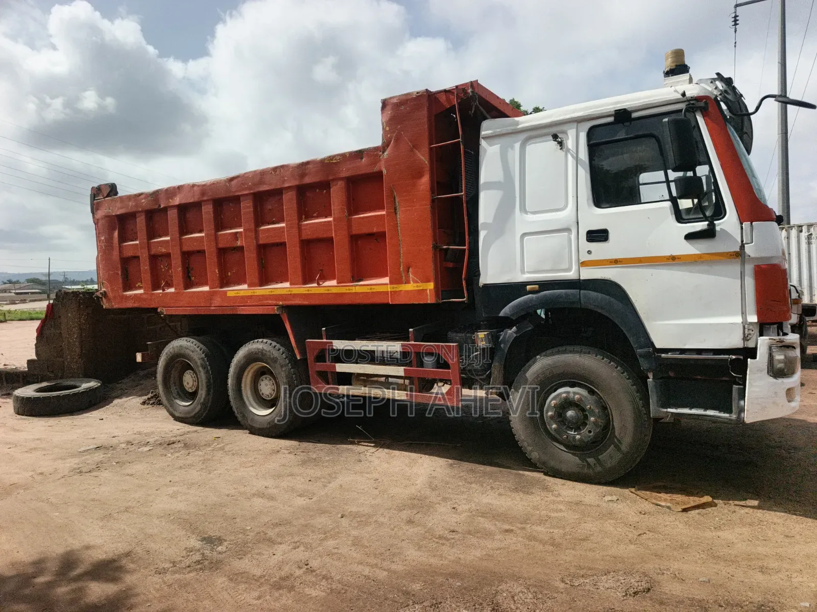 Tipper Truck