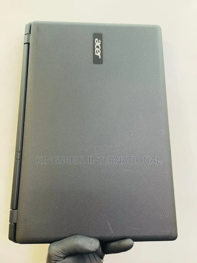 Laptop Acer Aspire ES1-520 4GB Intel Core i5 HDD 500GB