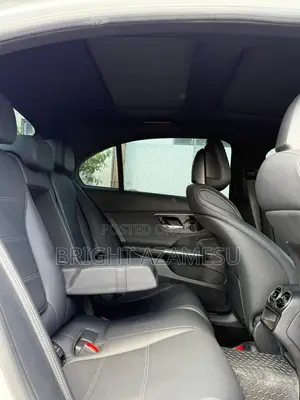 Mercedes-Benz E300 2019 White