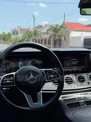 Mercedes-Benz E300 2019 White