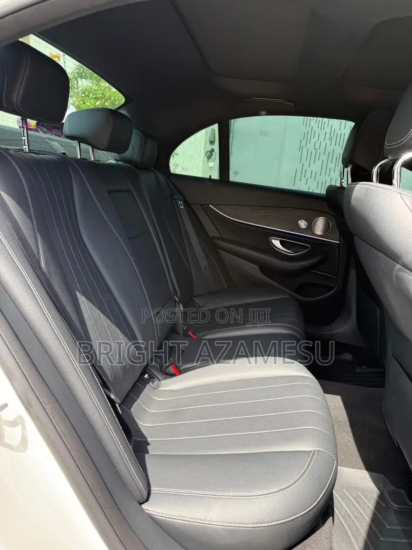 Mercedes-Benz E300 2019 White