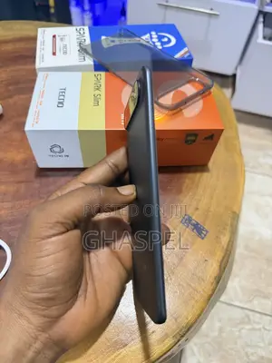 New Tecno Spark Slim 256 GB Black