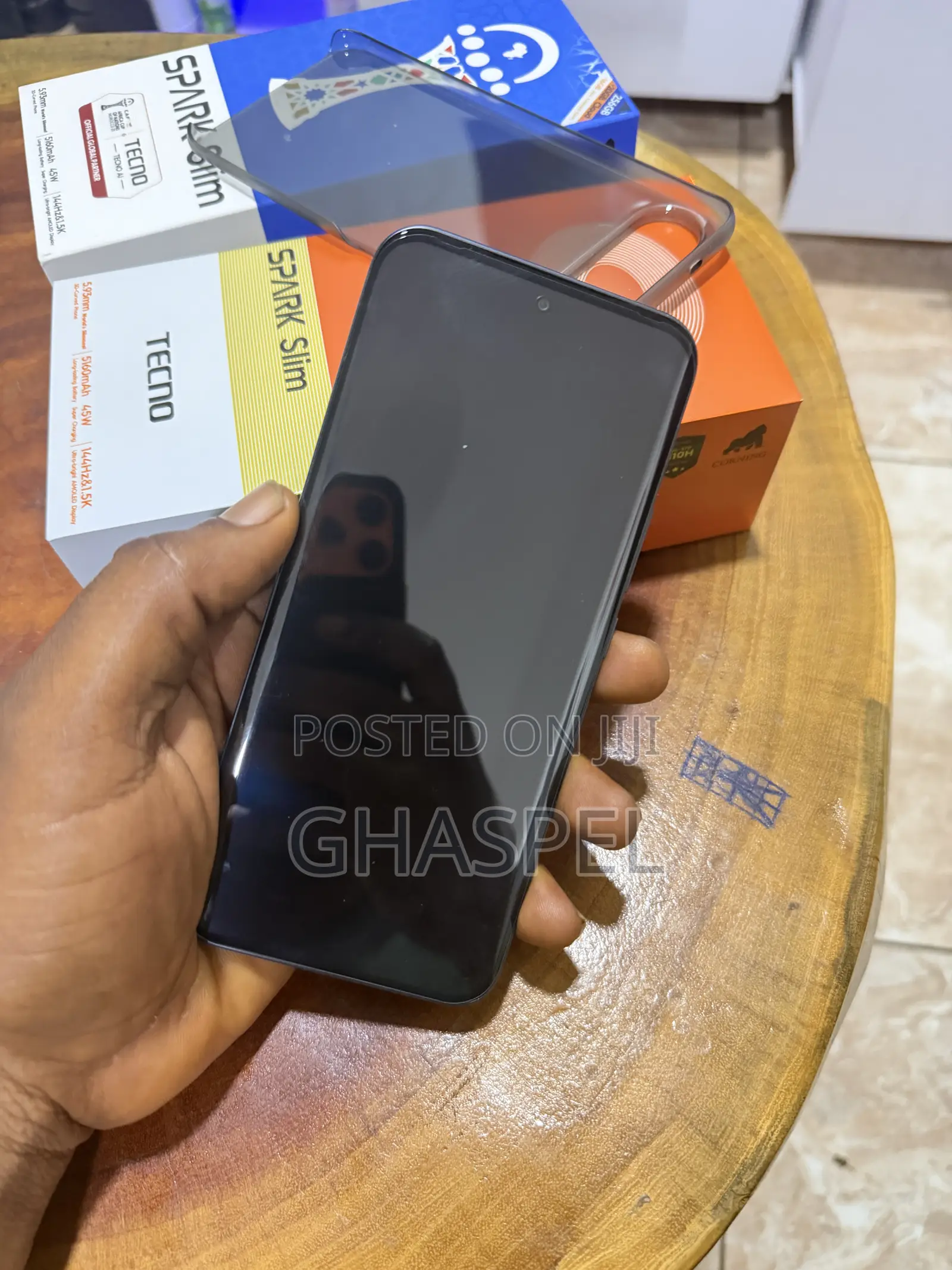 New Tecno Spark Slim 256 GB Black
