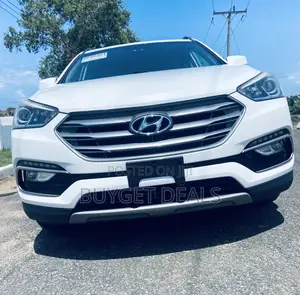 Hyundai Santa Fe SE AWD 2017 White