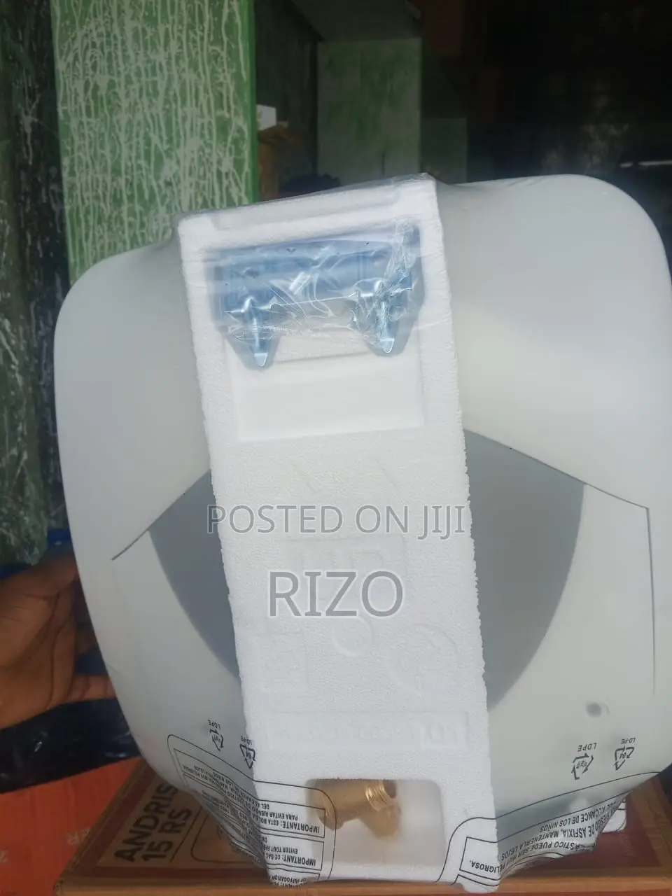 Ariston Electric Water Heater