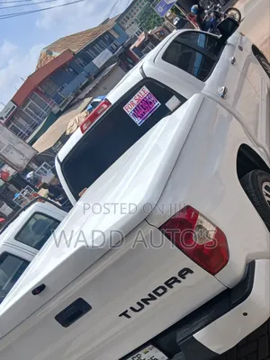 Toyota Tundra 2020 White