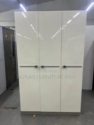 High Quality 3-1 Wardrobe