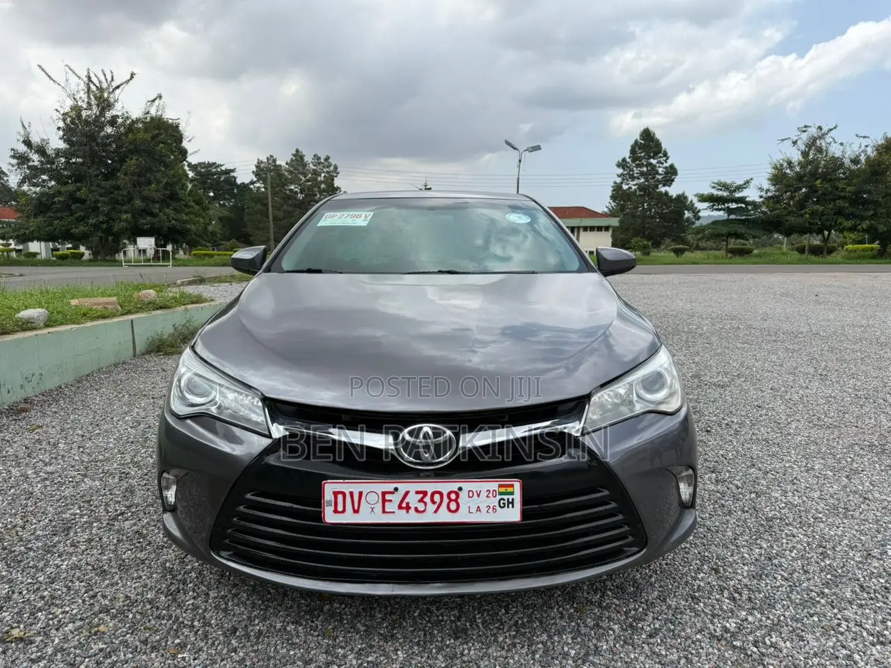 Toyota Camry LE 4dr Sedan (2.5L 4cyl 6A) 2016 Gray
