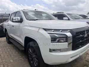 New Mitsubishi L200 2025 White