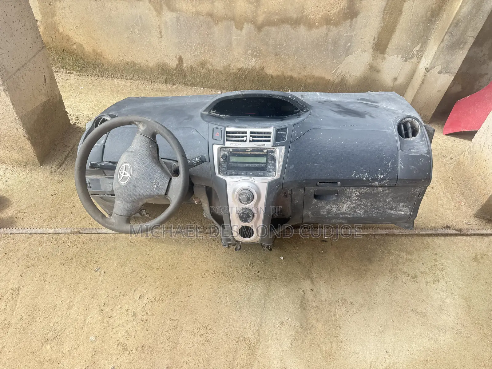 Toyota Yaris Dashboard