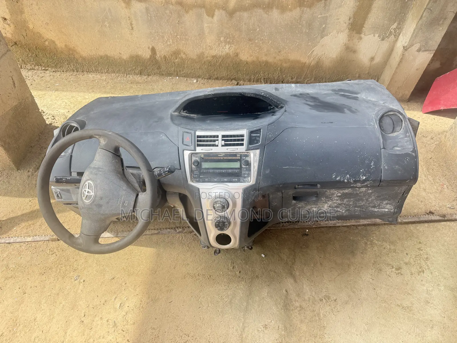 Toyota Yaris Dashboard