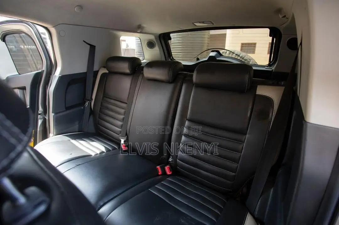 Toyota FJ Cruiser 4x4 Automatic 2009 Gray