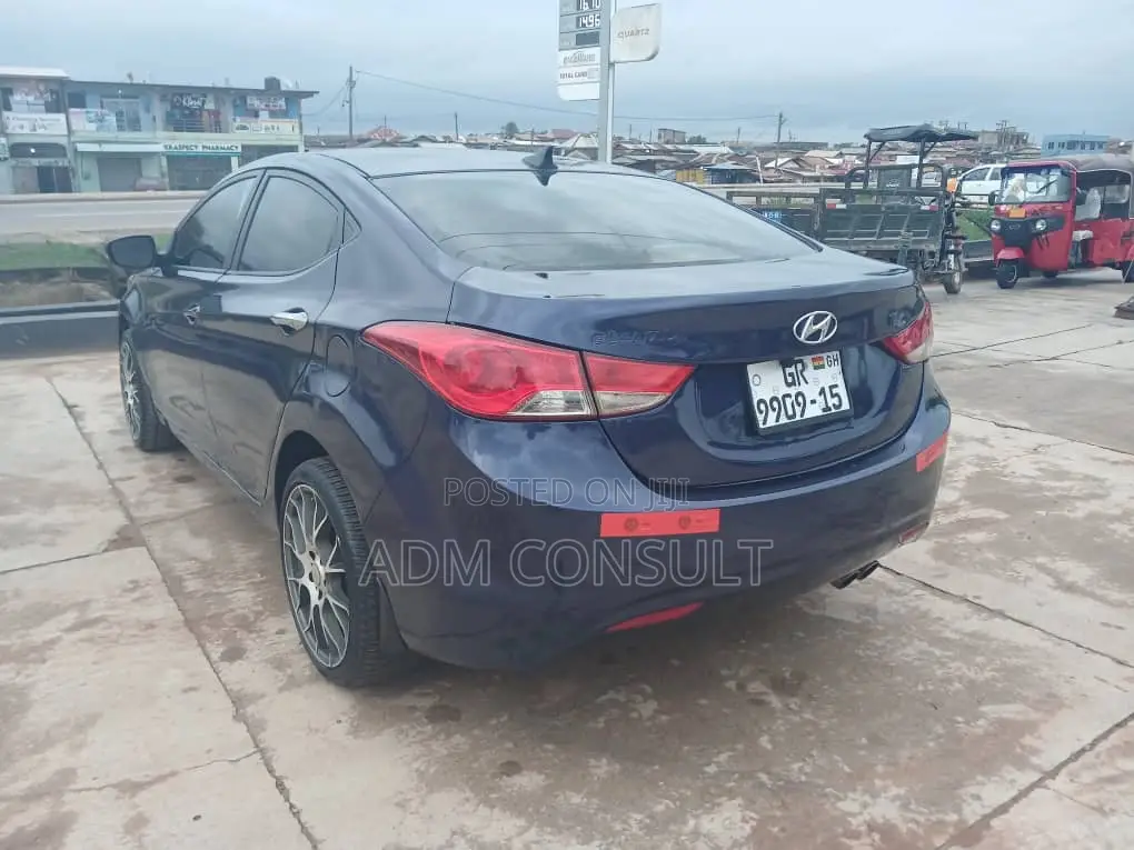 Hyundai Elantra 2013 Blue