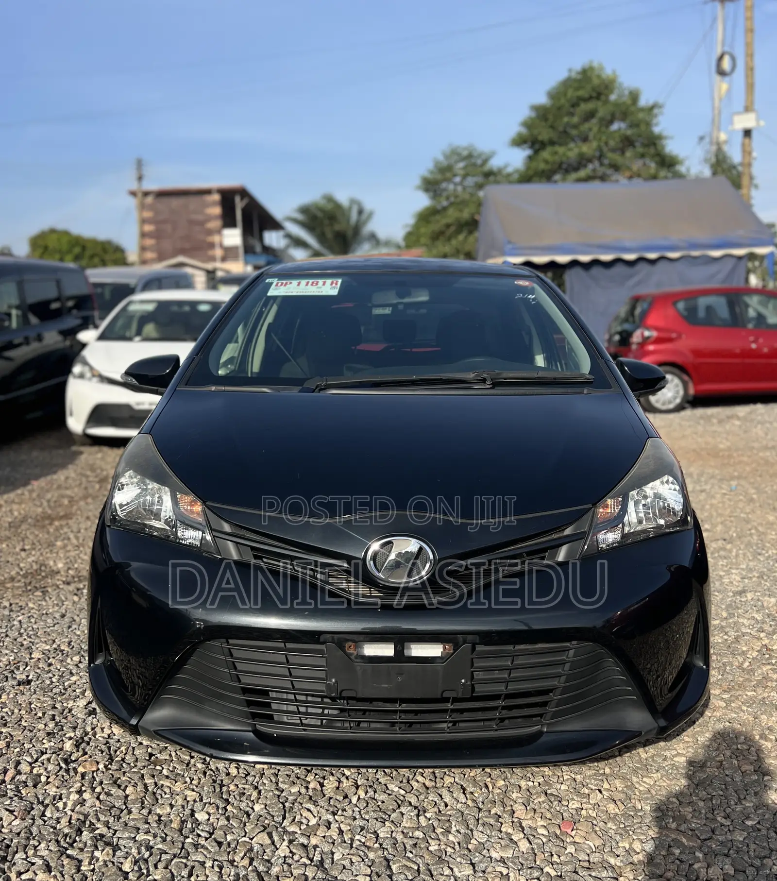 Toyota Vitz 1.3 AWD 5dr 2015 Black