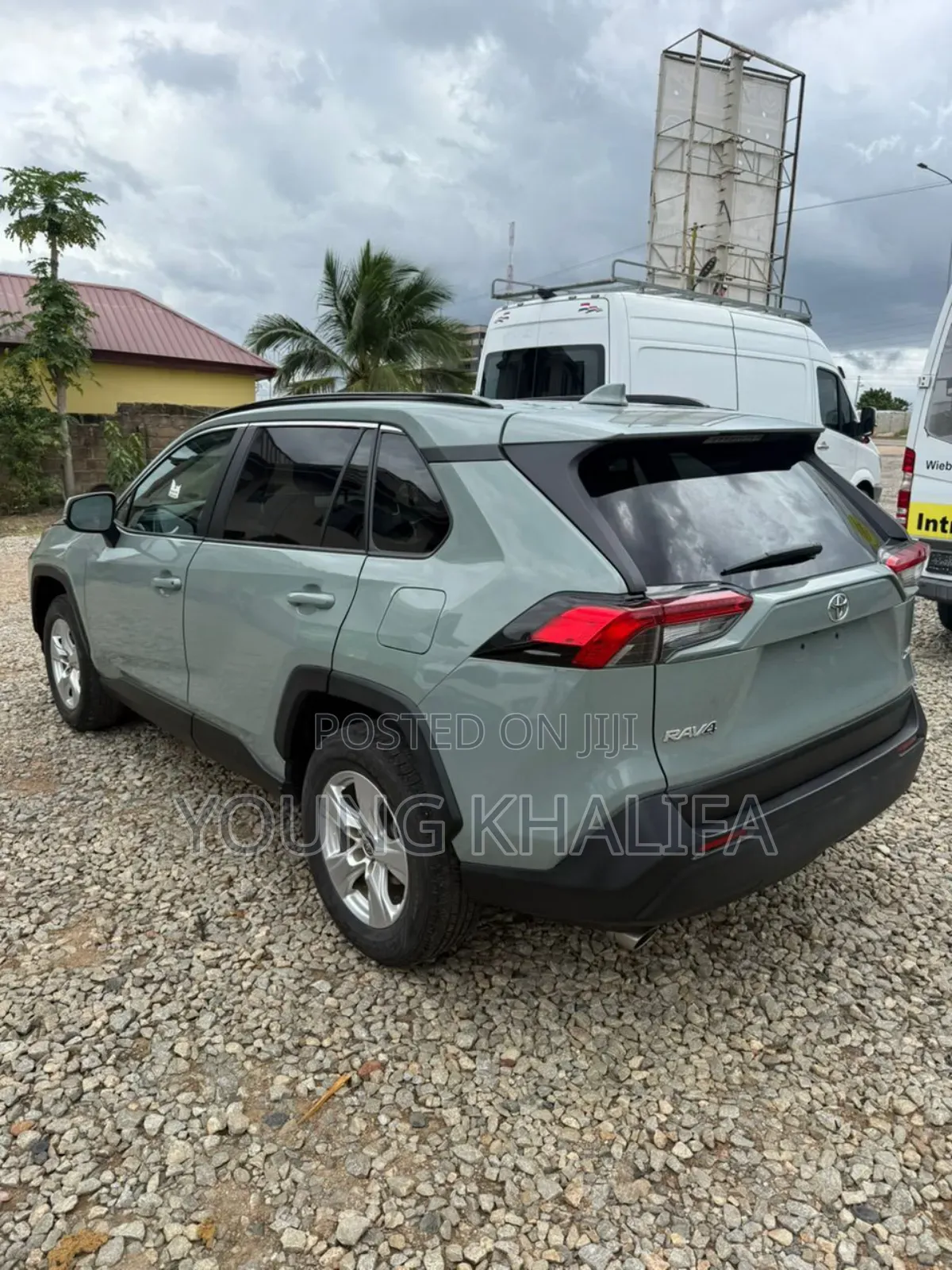 Toyota RAV4 2021 Green