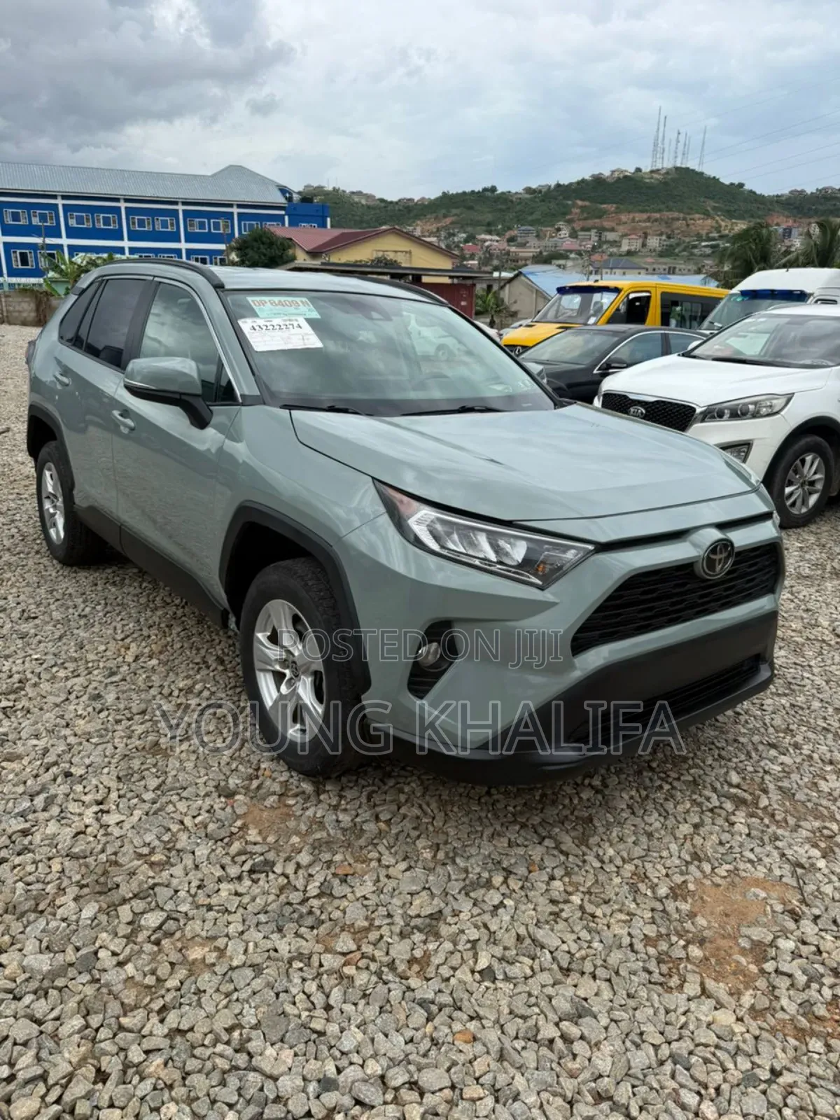 Toyota RAV4 2021 Green
