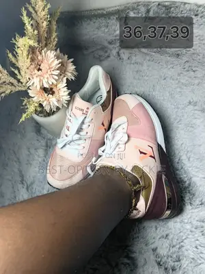 Ladies Sneakers