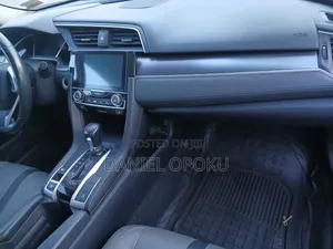 Honda Civic Touring 4dr Sedan (1.5L 4cyl) 2017 Black