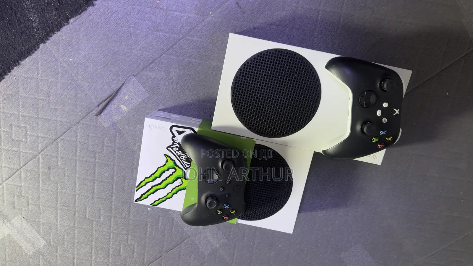 Microsoft Xbox Series S (Excellent Condition
