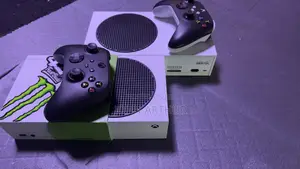Microsoft Xbox Series S (Excellent Condition