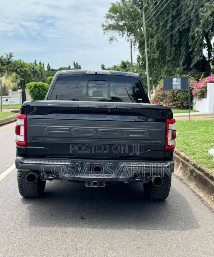 Ford F-150 2022 Black