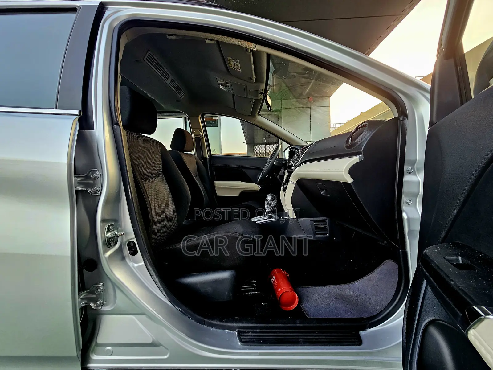 Toyota Rush 1.5 RWD 2020 Silver