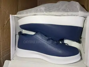 Casual Lace-Up Sneaker for Men