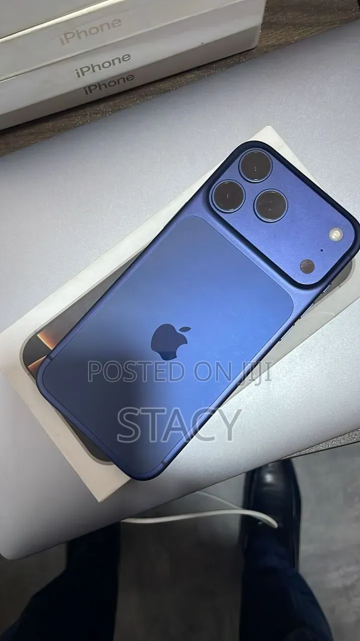 New Apple iPhone 17 Pro Max 512 GB Blue