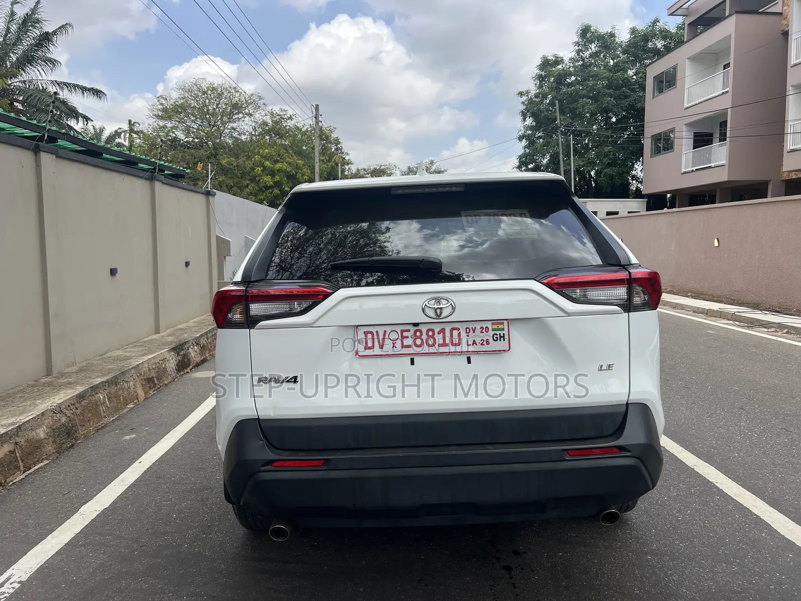 Toyota RAV4 2022 White