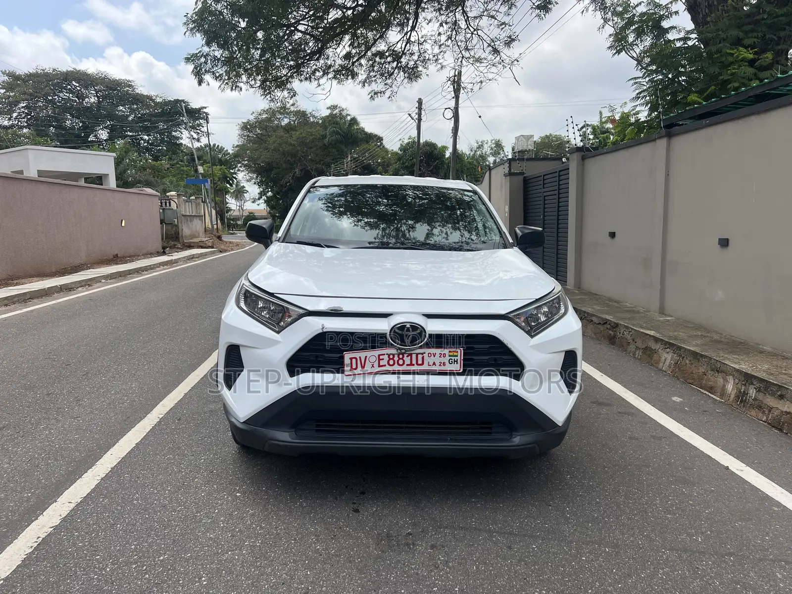 Toyota RAV4 2022 White