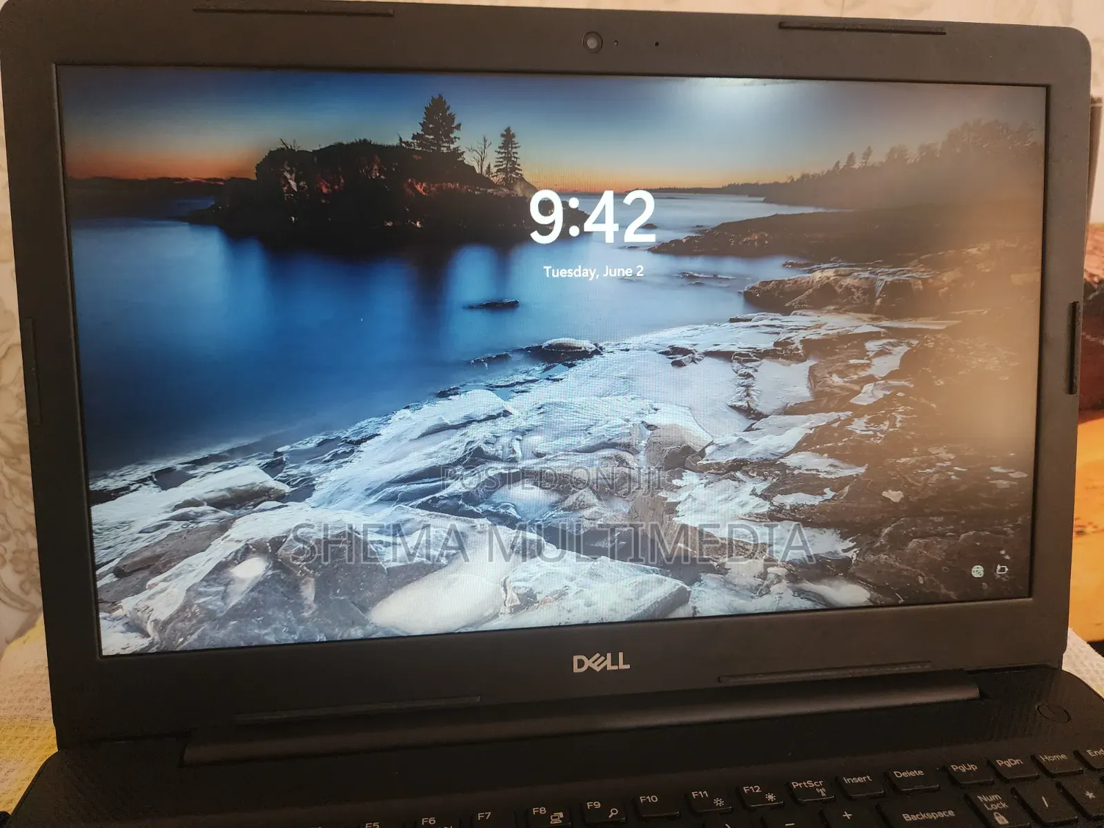 Laptop Dell Vostro 3560 8GB Intel Core i3 HDD+SSD 500GB