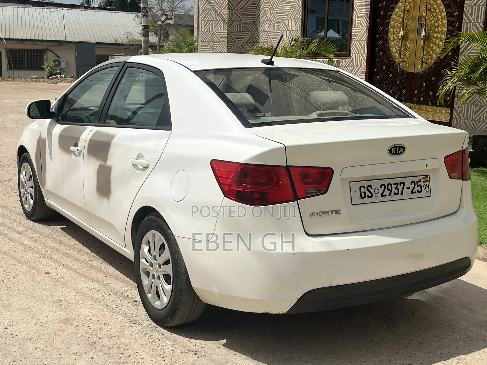 Kia Forte EX Sedan 2012 White