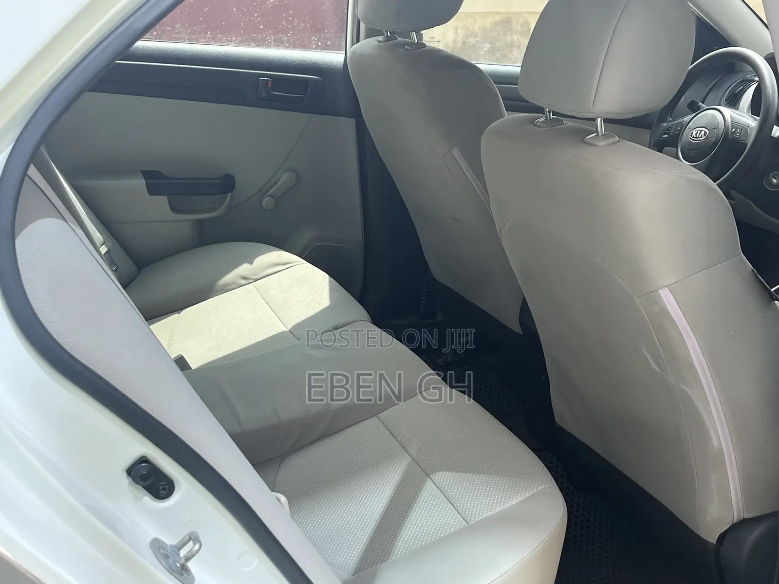 Kia Forte EX Sedan 2012 White