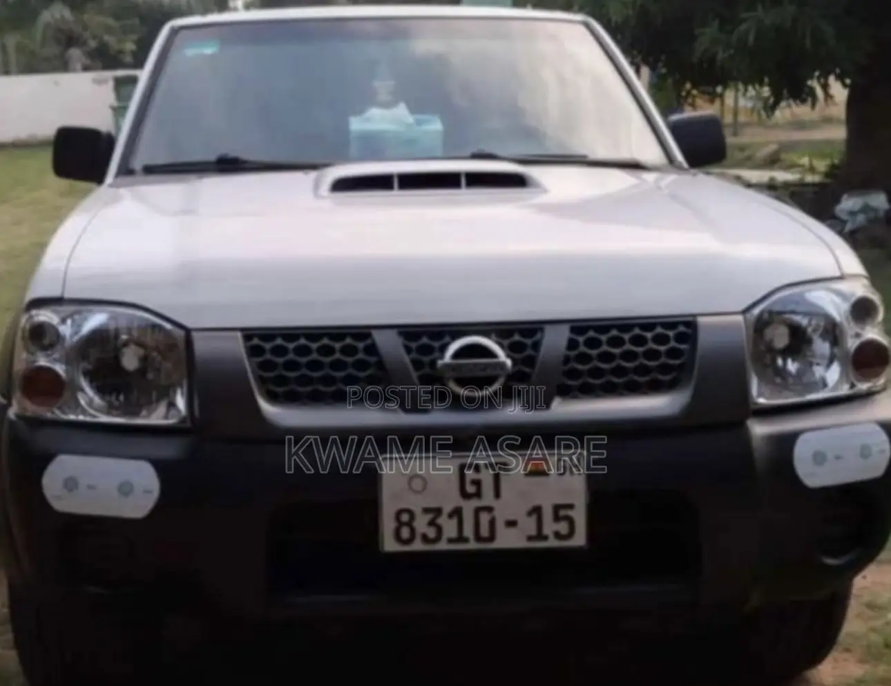 Nissan Hardbody 2012 White