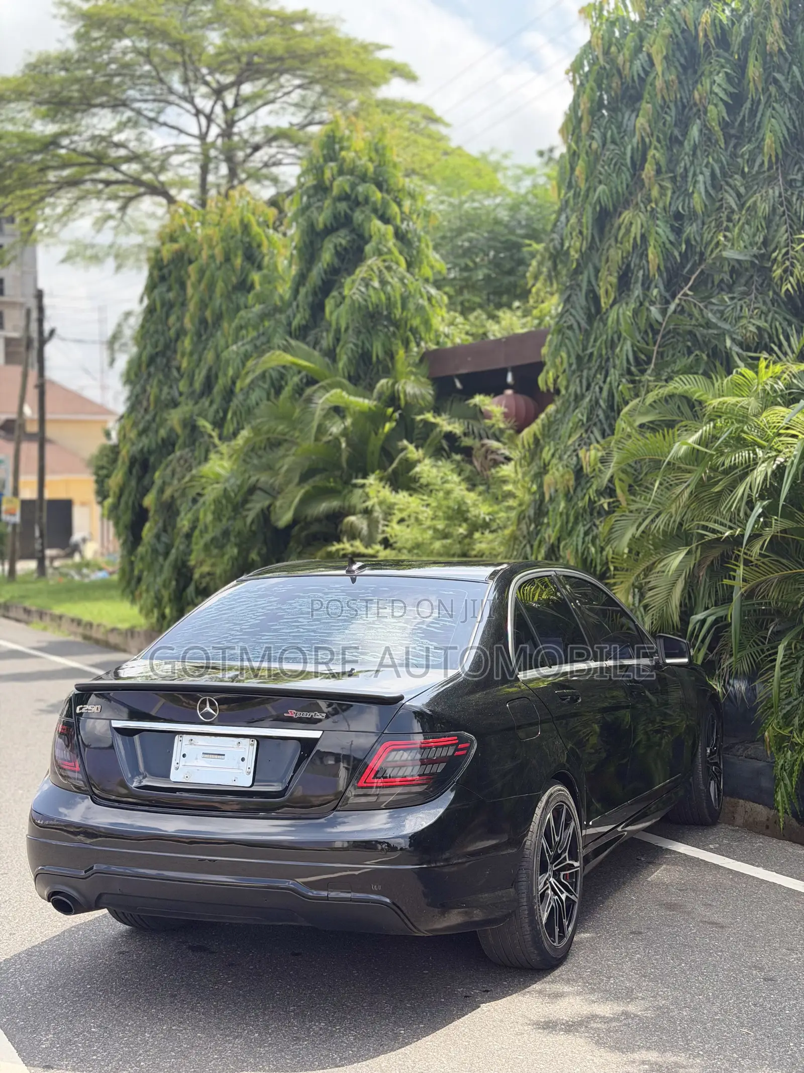 Mercedes-Benz C250 2014 Black