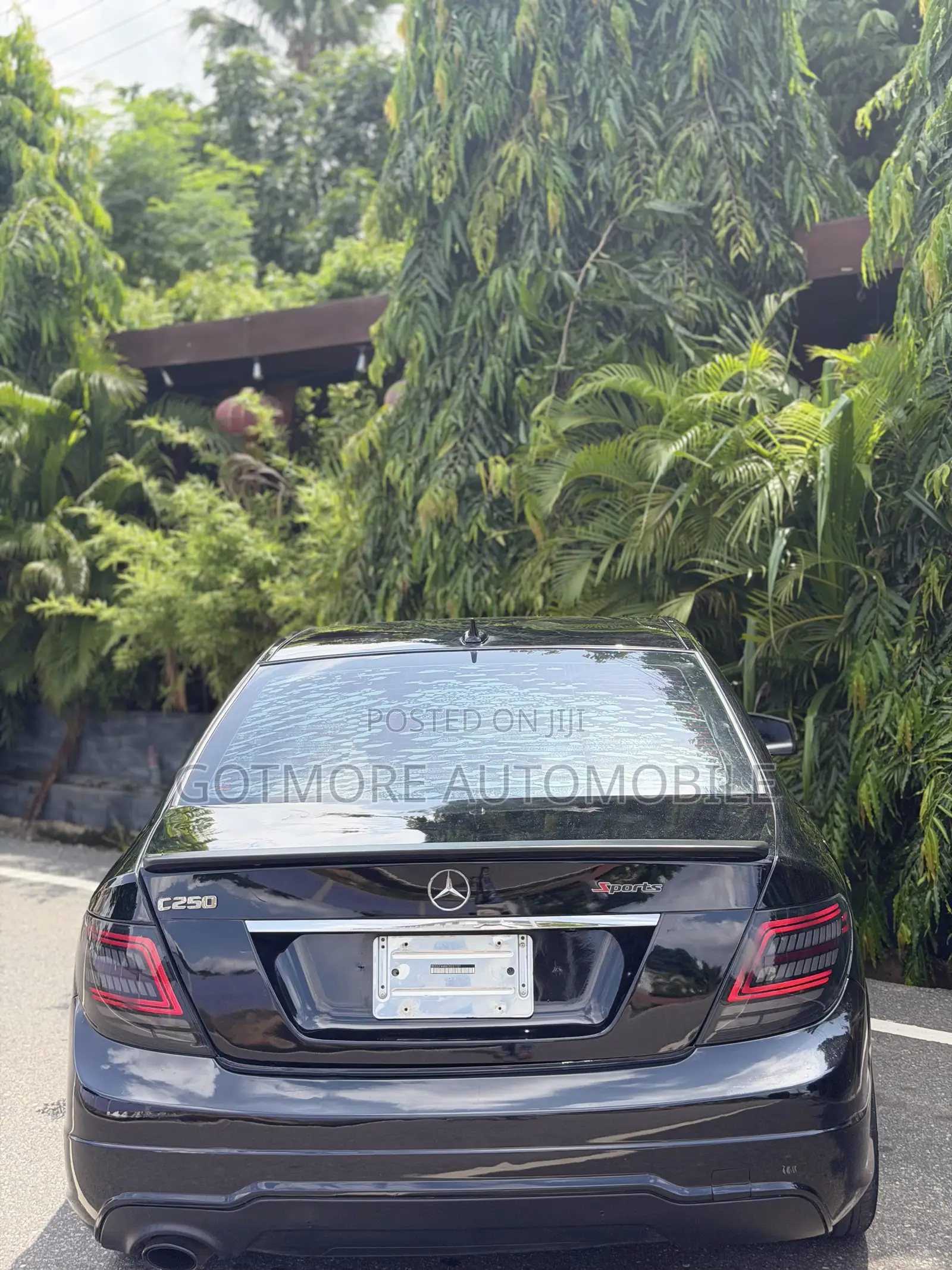 Mercedes-Benz C250 2014 Black