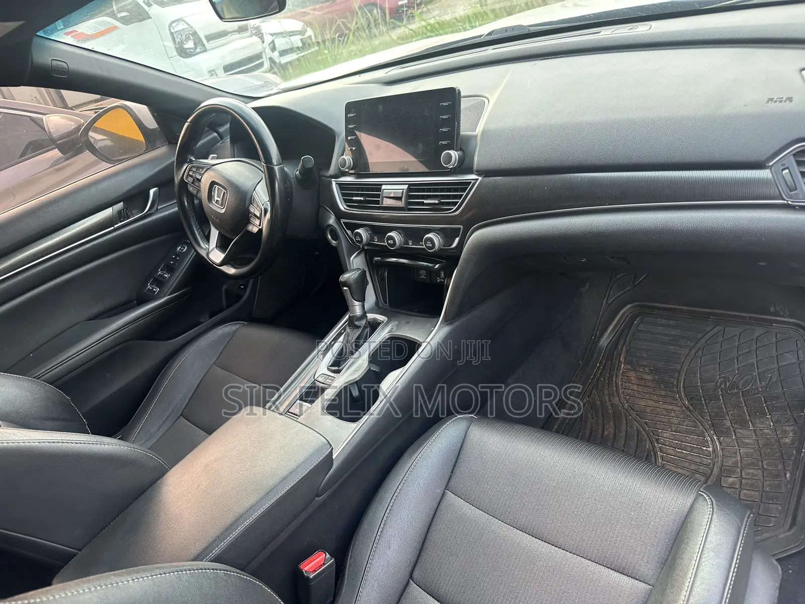 Honda Accord Sport (1.5L 4cyl Turbo CVT) 2019 White