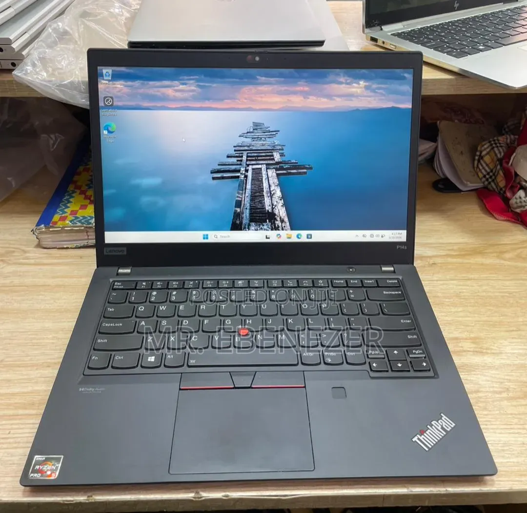 New Laptop Lenovo ThinkPad P14s 16GB AMD Ryzen 7 SSD 256GB