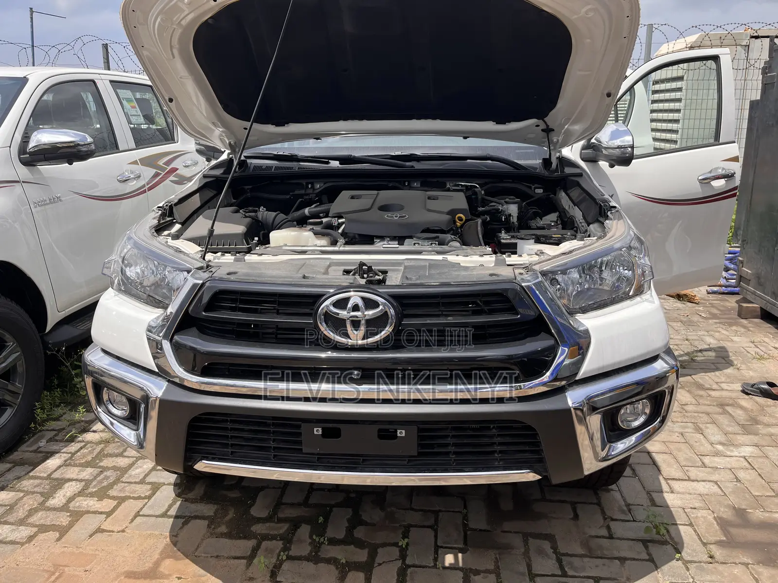 New Toyota Hilux 2025 White