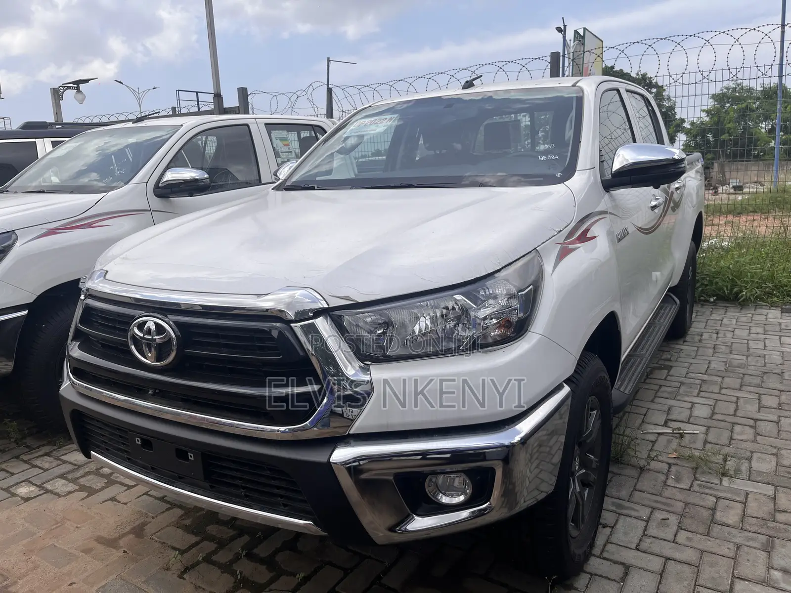 New Toyota Hilux 2025 White