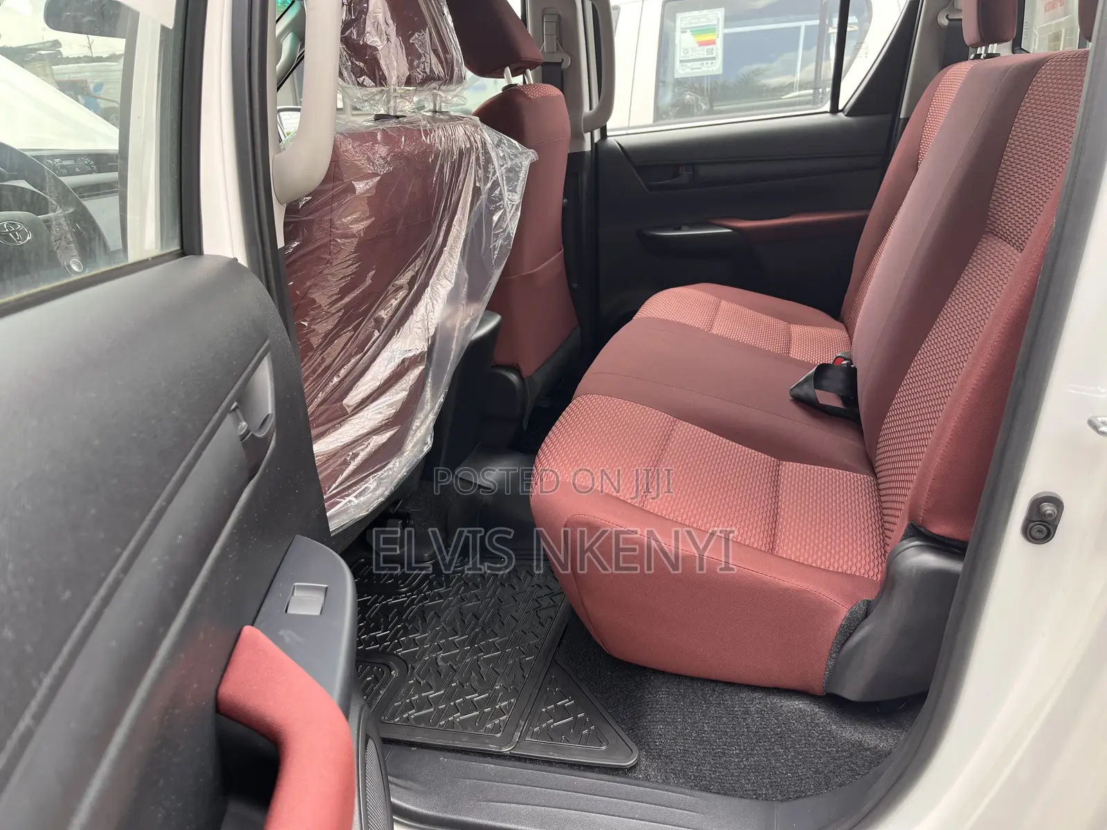 New Toyota Hilux 2025 White