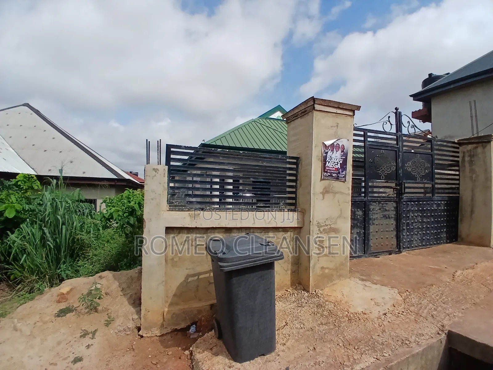 3bdrm House in Atonsu Feyiase, Kumasi Metropolitan for sale