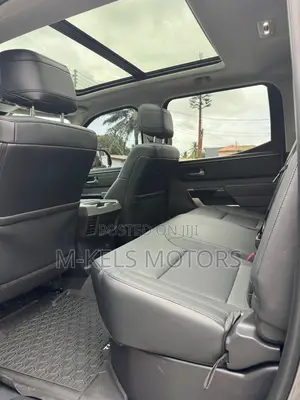 Toyota Tundra Limited CrewMax 6.5' Bed 2023 Gray